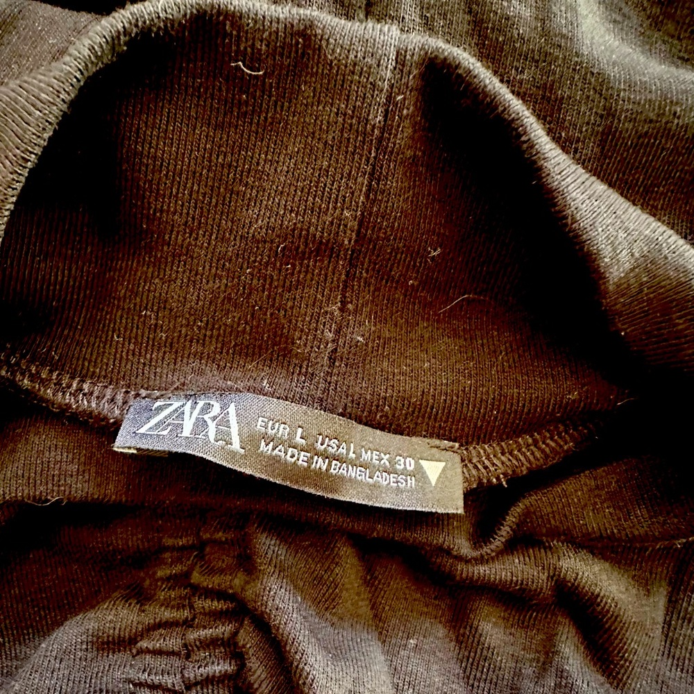 Zara Ruched Top - Picture 4 of 4
